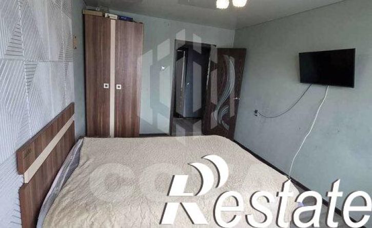 4-комн квартира улица Хользунова, 31,  д. 31