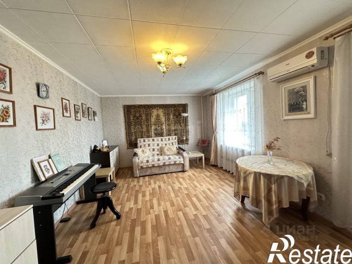 3-комн квартира улица Урывского, 3,  д. 3