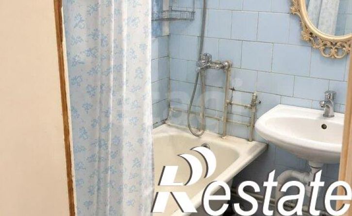 2-комн квартира улица Красных Зорь, 36,  д. 36