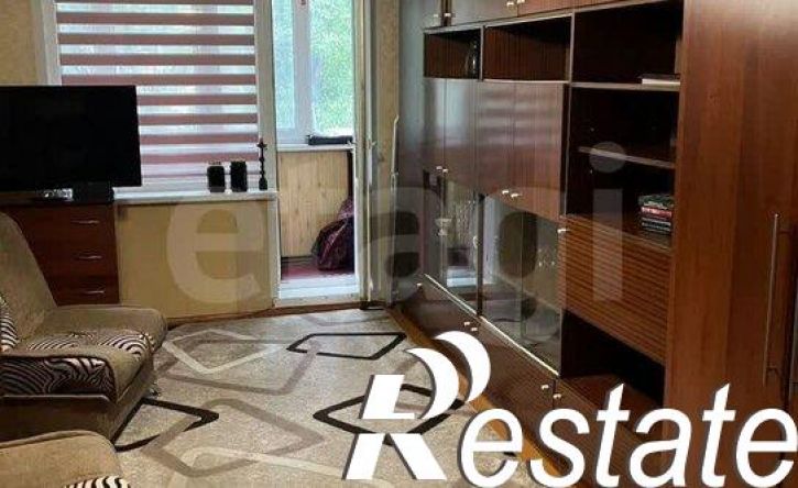 2-комн квартира улица Старых Большевиков, 102,  д. 102