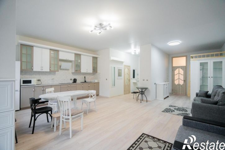 2-комн квартира Ленина пл., 6