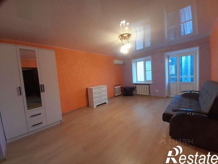 3-комн квартира проспект Революции, 36,  д. 36