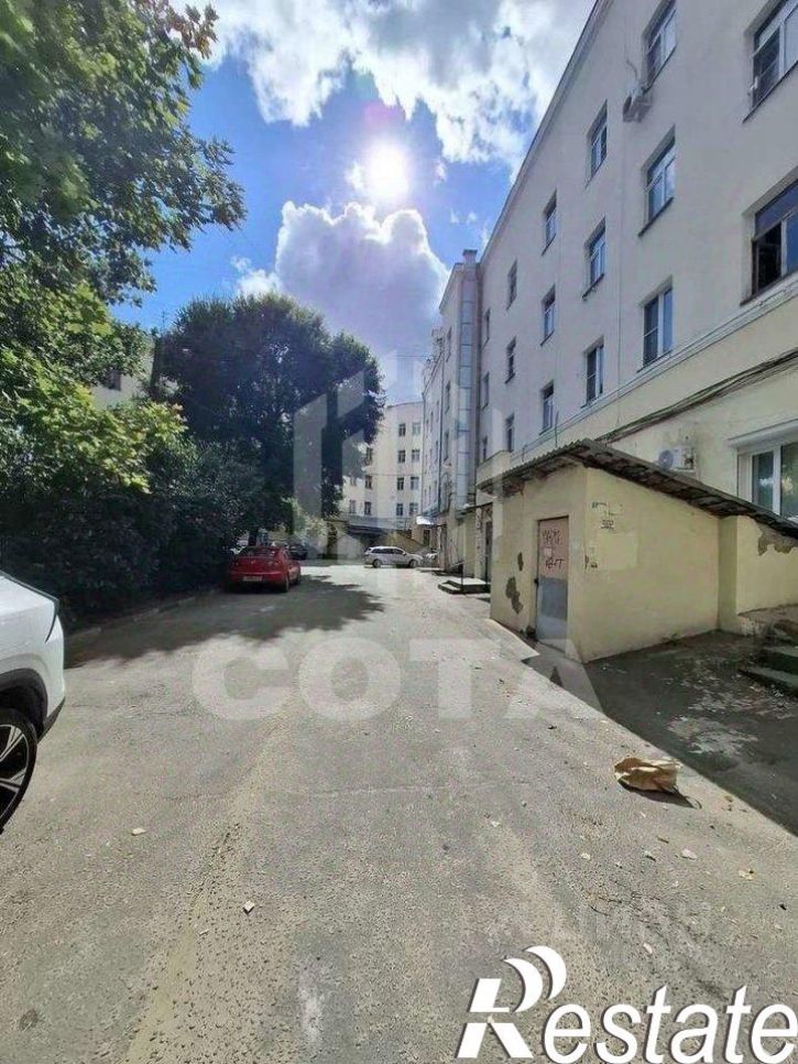 2-комн квартира улица Героев Стратосферы, 1,  д. 1