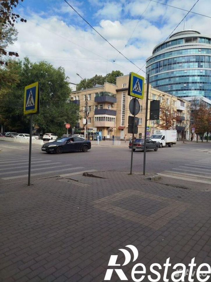 Торговое помещение улица Комиссаржевской, 15,  д. 15