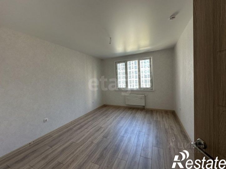3-комн квартира улица Загоровского, 7 к1,  д. 7 к1