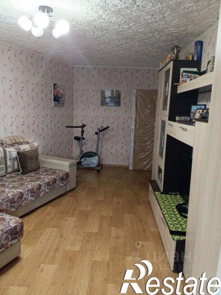 4-комн квартира улица Теплоэнергетиков, 3,  д. 3