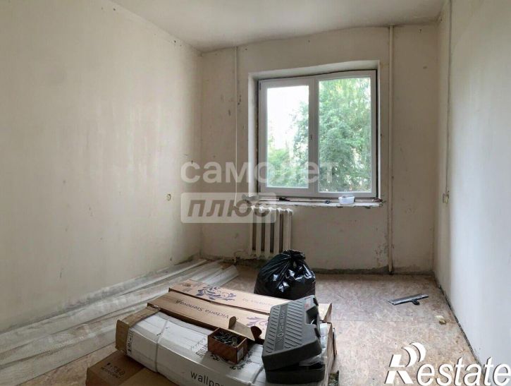 4-комн квартира улица Хользунова, 60,  д. 60
