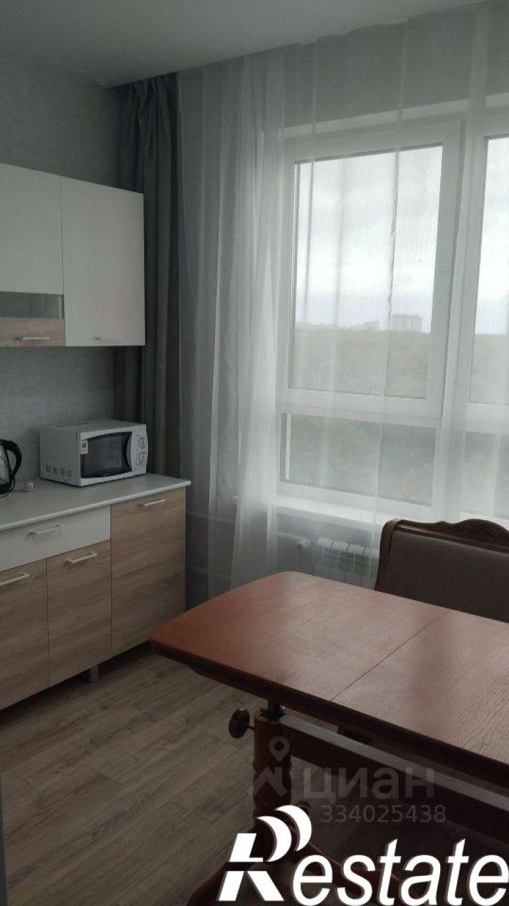 2-комн квартира улица Загоровского, 9/3,  д. 9/3
