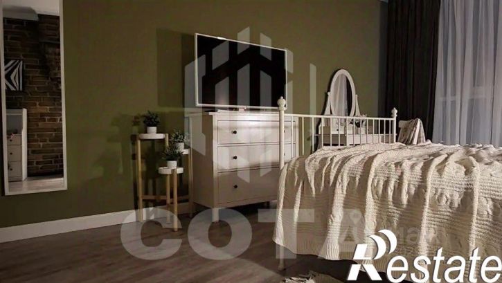 2-комн квартира улица Сакко и Ванцетти, 78А,  д. 78А