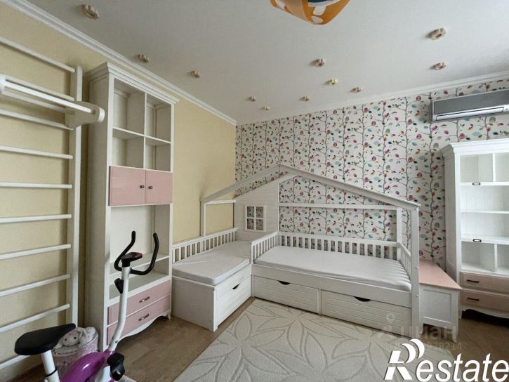 2-комн квартира улица Таранченко, 29Б,  д. 29Б