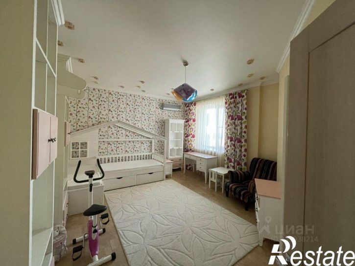 2-комн квартира улица Таранченко, 29Б,  д. 29Б