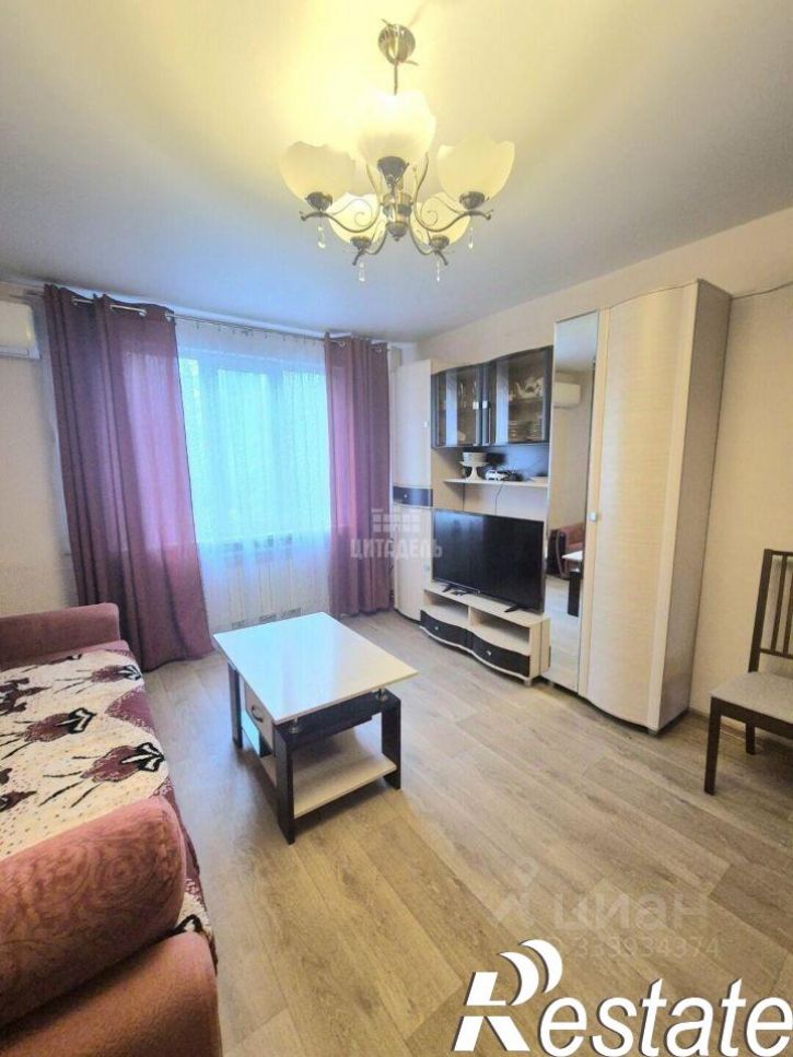 3-комн квартира улица Героев Сибиряков, 24,  д. 24