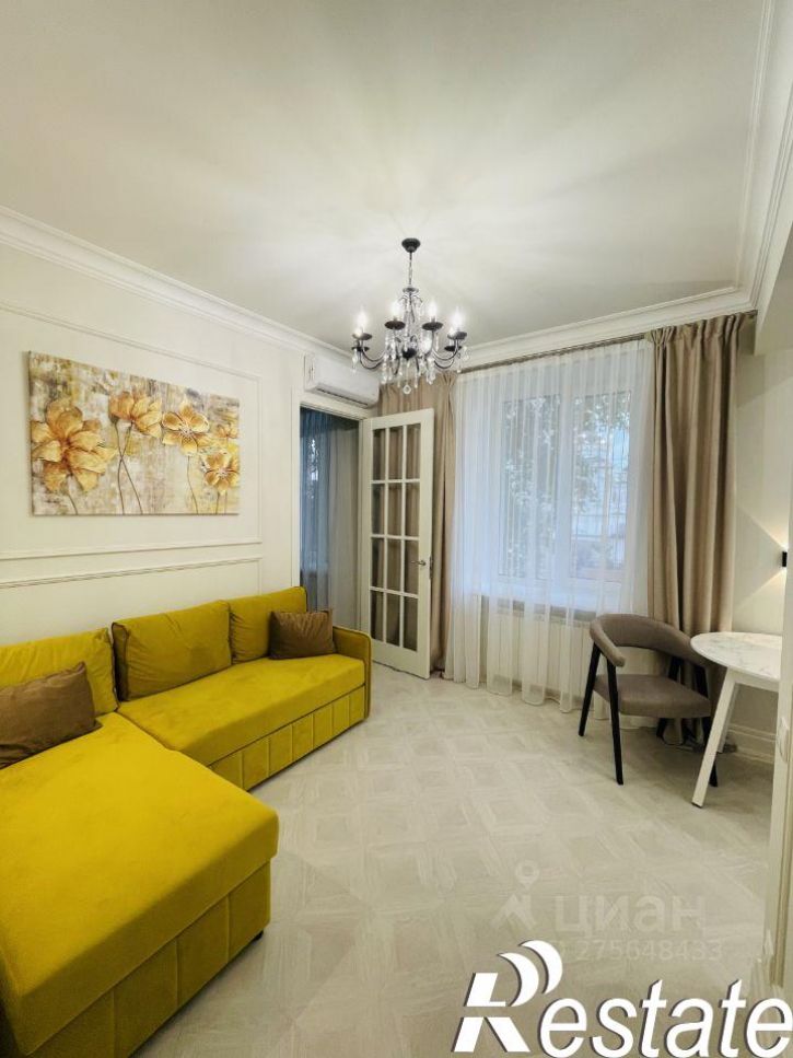 2-комн квартира улица Мира, 3,  д. 3