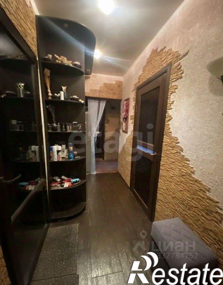 2-комн квартира улица Хользунова, 116,  д. 116