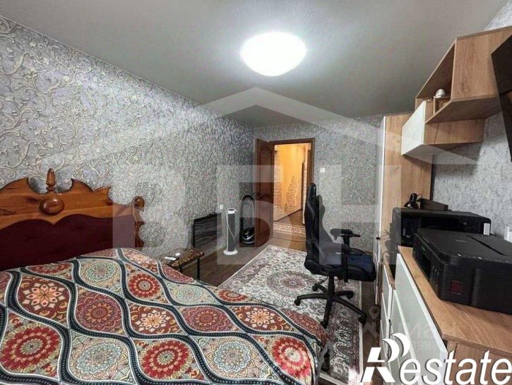 5-комн квартира улица Генерала Лизюкова, 35,  д. 35