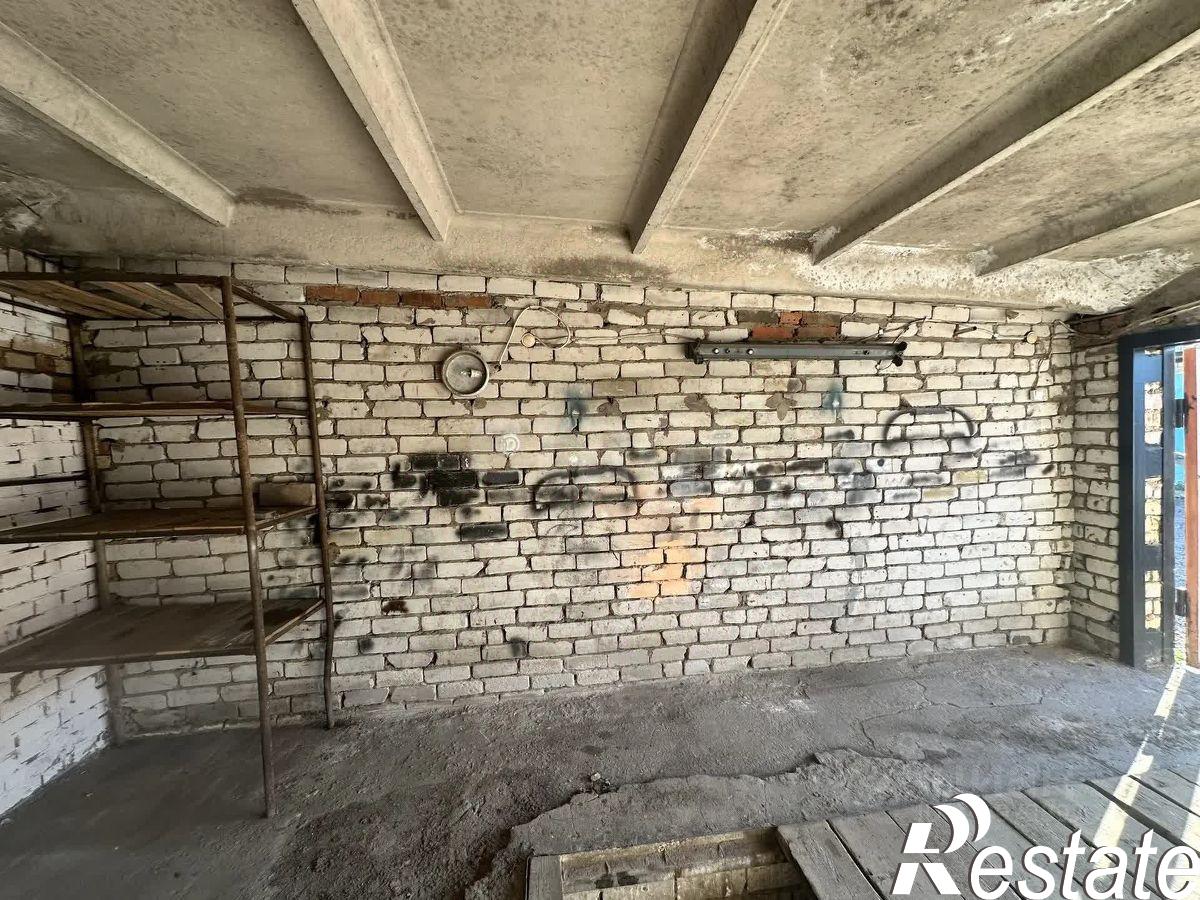 Купить гараж, место в паркинге за 1 149 740 рублей на Тепличная улица, 1Ж