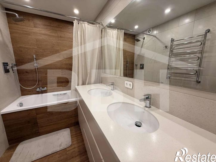 3-комн квартира Олимпийский бульвар, 14