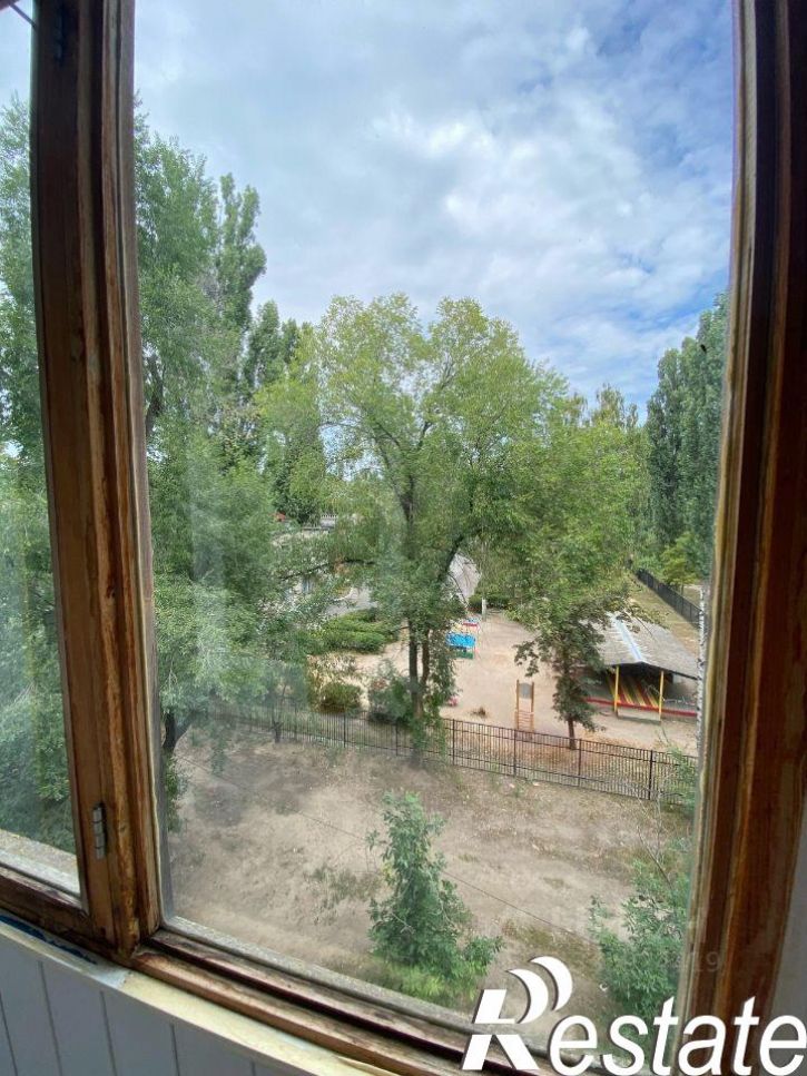 3-комн квартира улица Остужева, 15,  д. 15