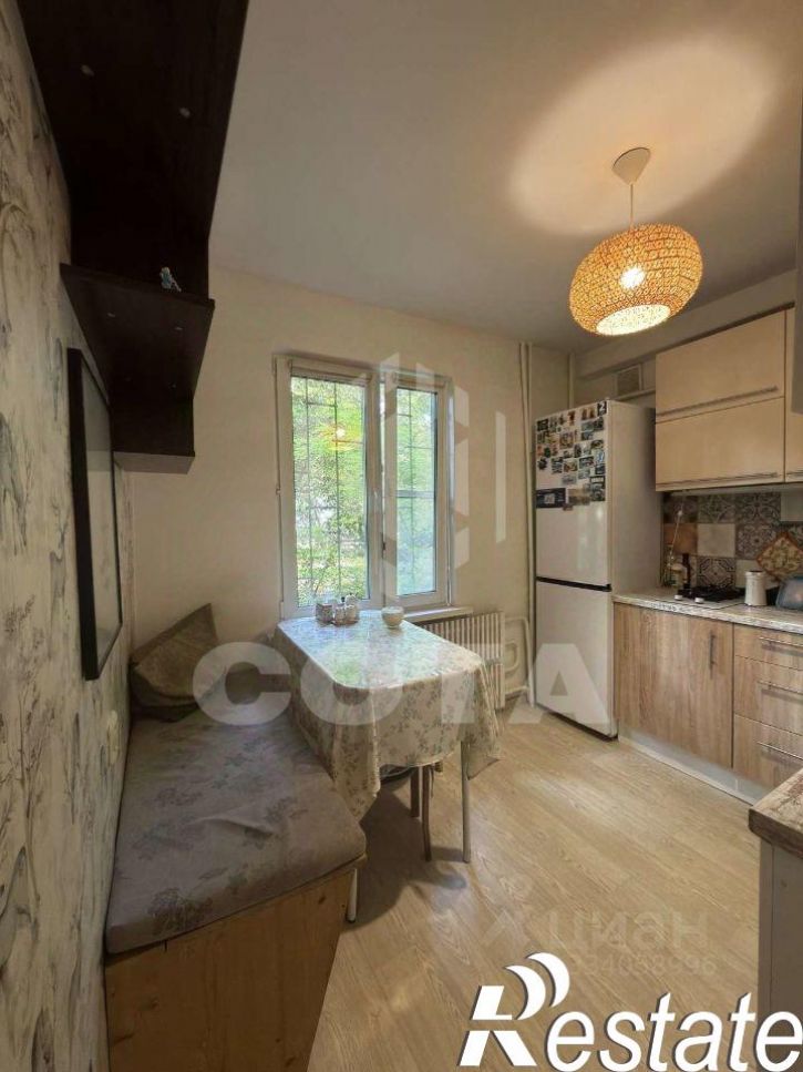 2-комн квартира улица Хользунова, 98,  д. 98