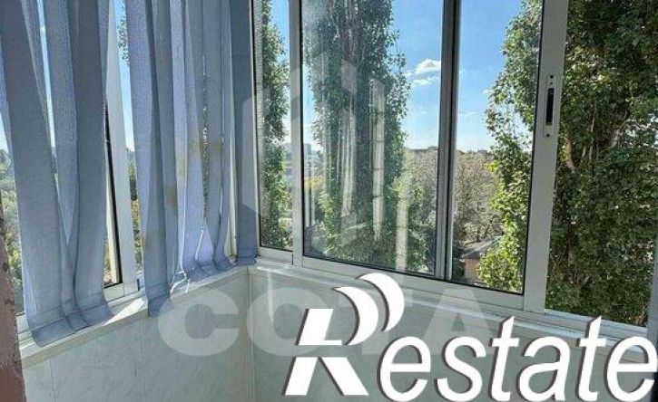 2-комн квартира улица Красных Зорь, 54,  д. 54
