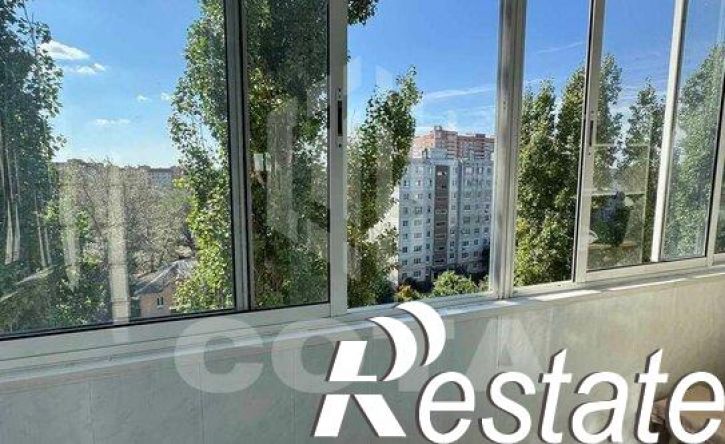 2-комн квартира улица Красных Зорь, 54,  д. 54