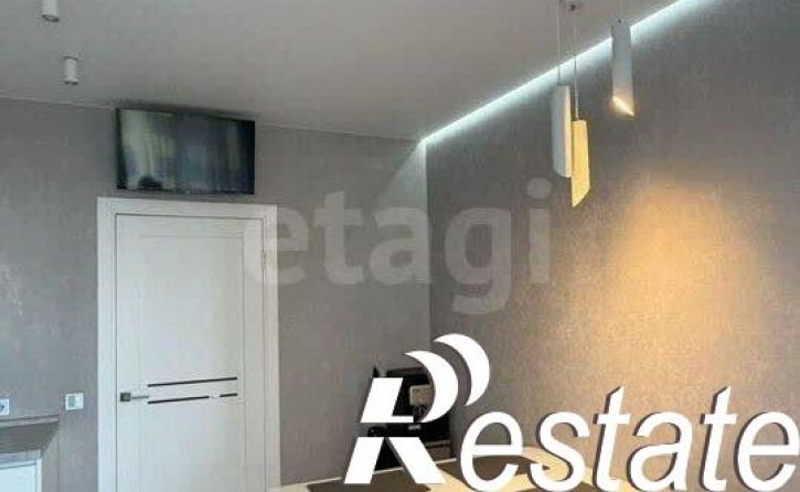 2-комн квартира улица Загоровского, 1,  д. 1