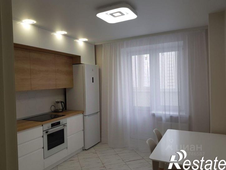 2-комн квартира улица Перевёрткина, 1/10,  д. 1/10