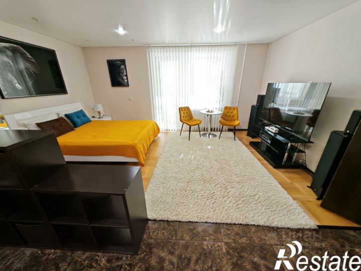 2-комн квартира Средне-Московская улица, 69,  д. 69