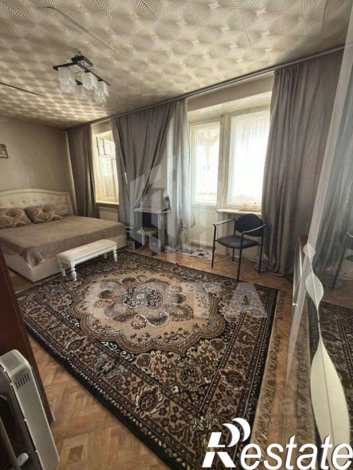 2-комн квартира улица Героев Сибиряков, 101,  д. 101