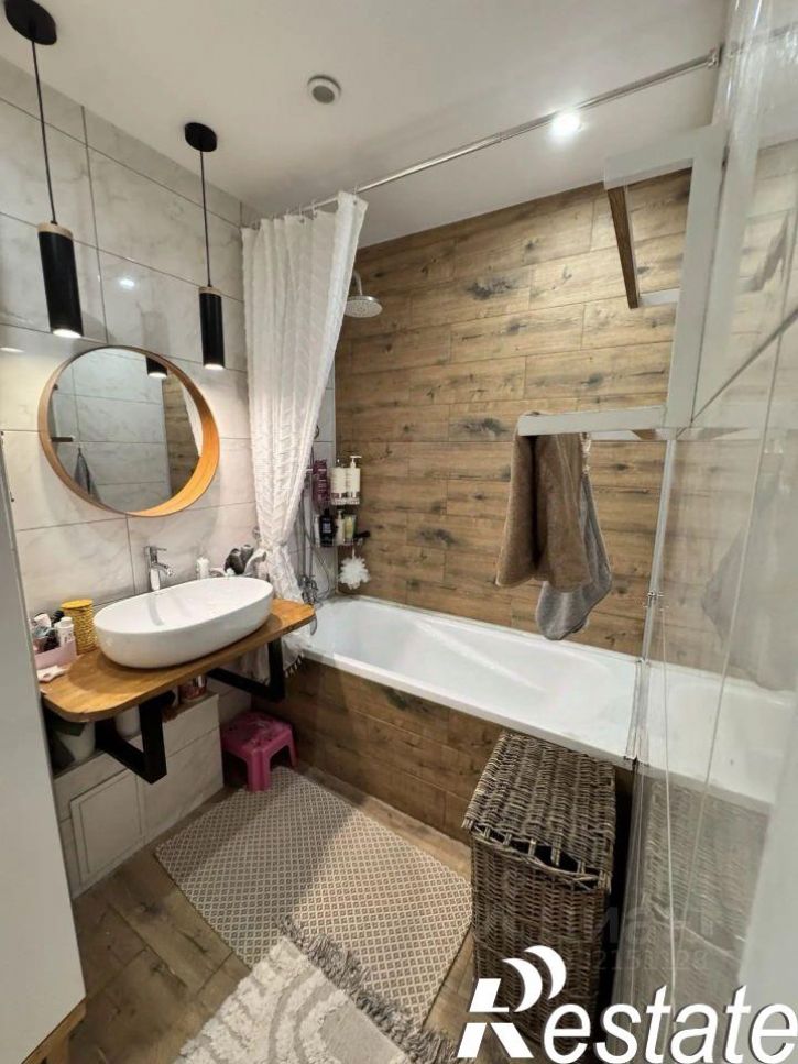 3-комн квартира улица Мордасовой, 9Б,  д. 9Б