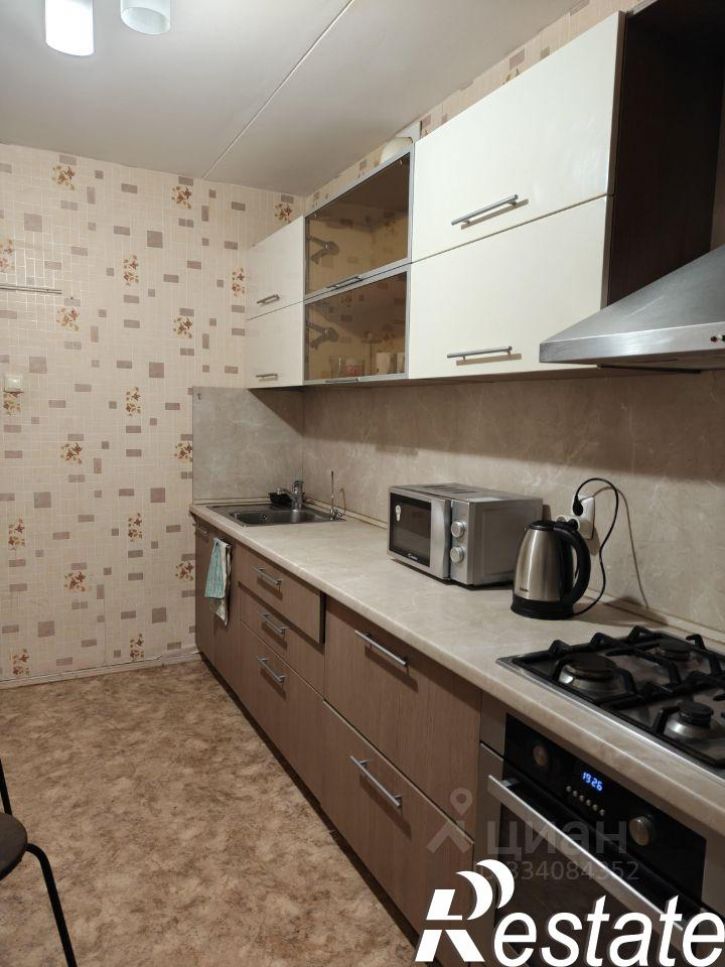 2-комн квартира улица 45-й Стрелковой Дивизии, 247Д,  д. 247Д
