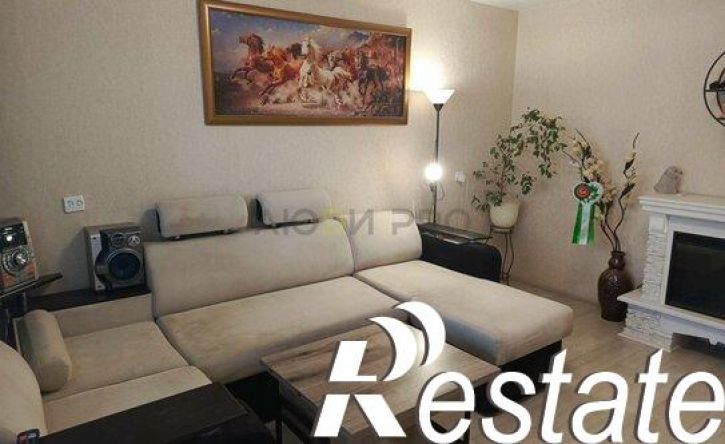2-комн квартира Московский проспект, 82,  д. 82