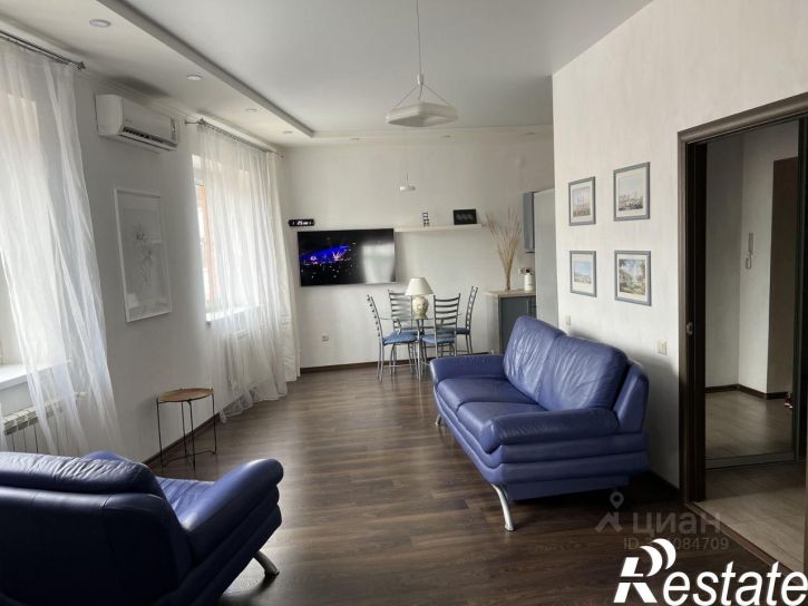 3-комн квартира улица Короленко, 34,  д. 34