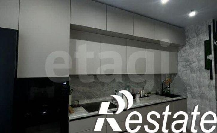 3-комн квартира улица Загоровского, 13 к2,  д. 13 к2