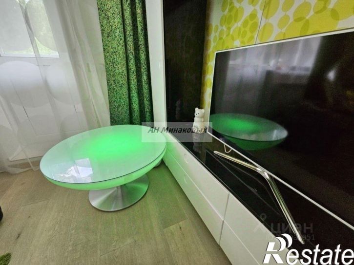 3-комн квартира Багряная улица, 14Л,  д. 14Л