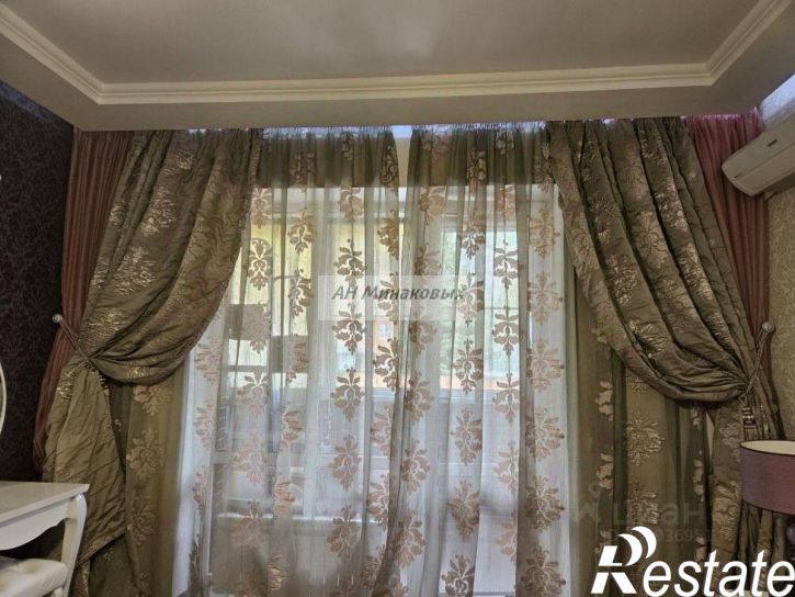 3-комн квартира Багряная улица, 14Л,  д. 14Л