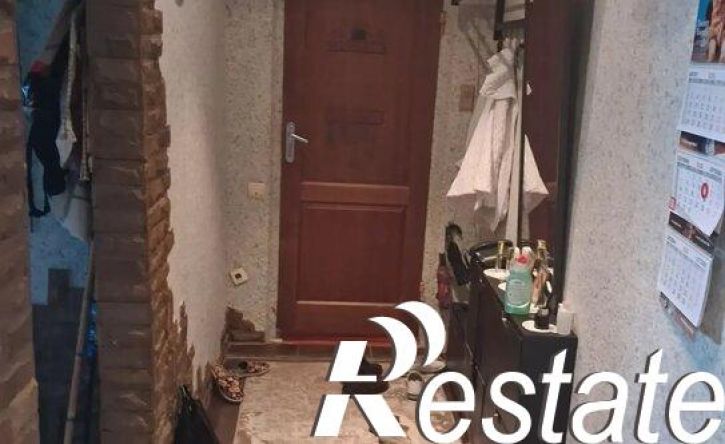2-комн квартира улица Артамонова, 34Б,  д. 34Б