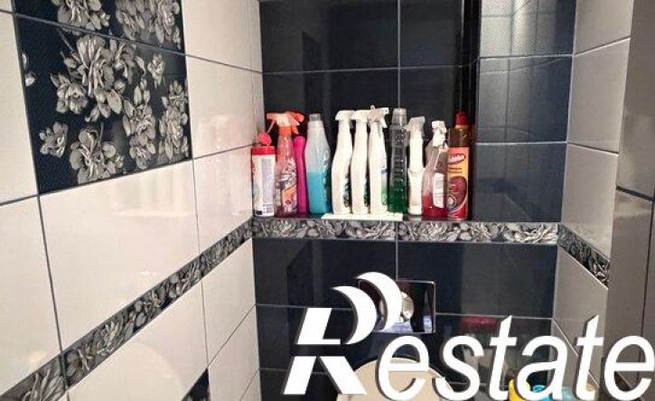 2-комн квартира улица Артамонова, 34Б,  д. 34Б