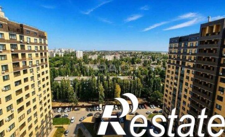 3-комн квартира улица Кривошеина, 13/13,  д. 13/13