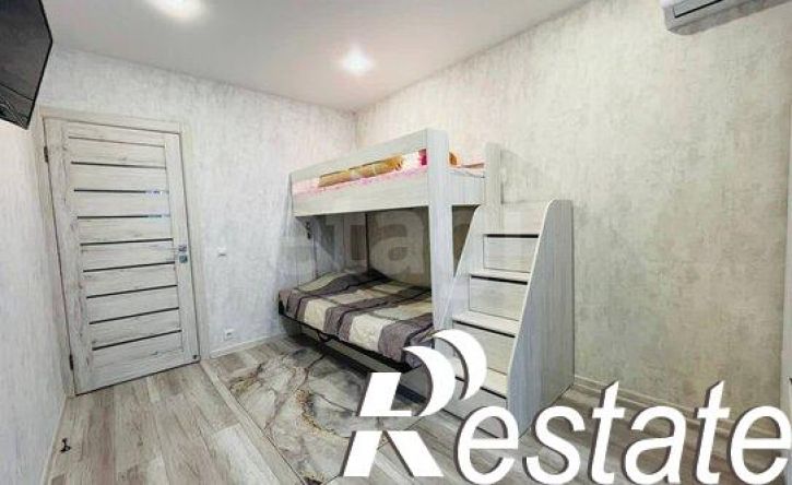 1-комн квартира улица Суворова, 122В,  д. 122В