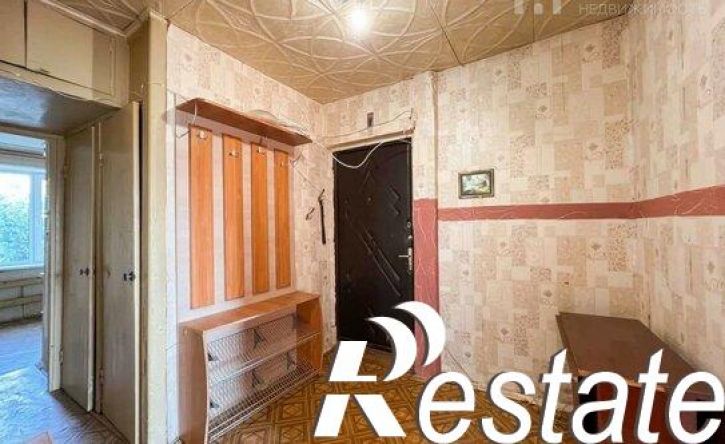 3-комн квартира улица Остроухова, 5,  д. 5