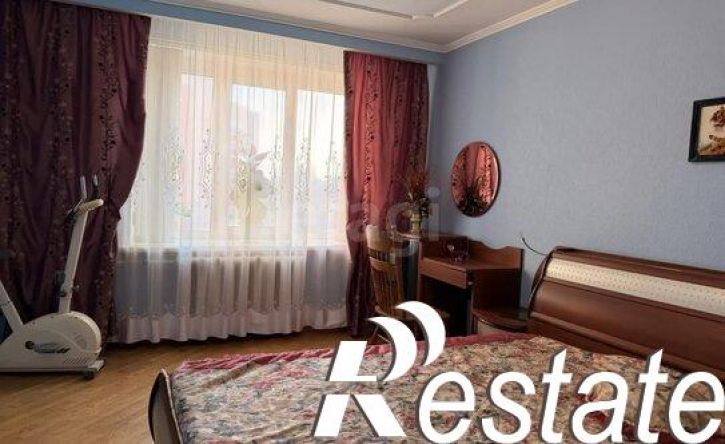 3-комн квартира улица Старых Большевиков, 92А,  д. 92А