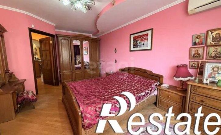 3-комн квартира улица Старых Большевиков, 92А,  д. 92А