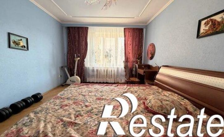 3-комн квартира улица Старых Большевиков, 92А,  д. 92А