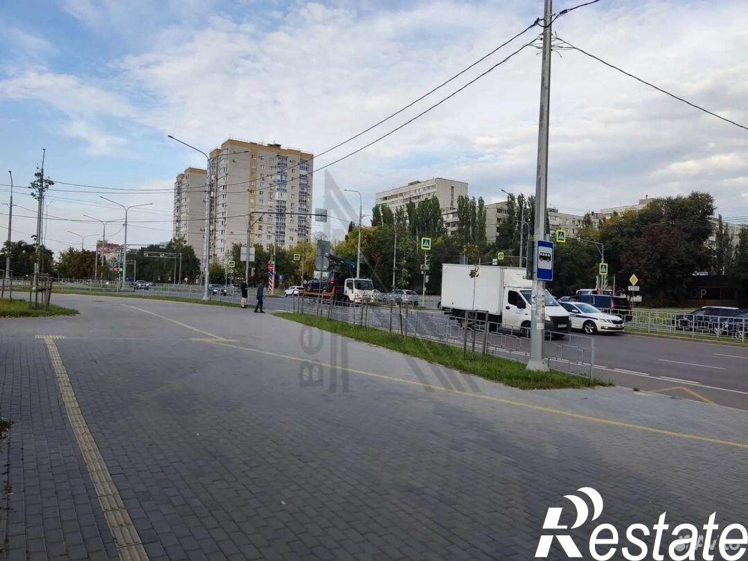 Сдать торговое помещение за 80 000 рублей на улица 60-й Армии, 8А