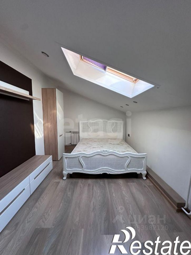 2-комн квартира улица Моисеева, 11А,  д. 11А