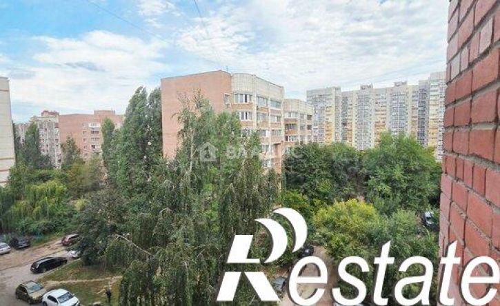 4-комн квартира улица Владимира Невского, 17,  д. 17