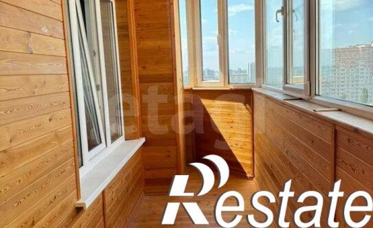 3-комн квартира улица Машиностроителей, 82,  д. 82