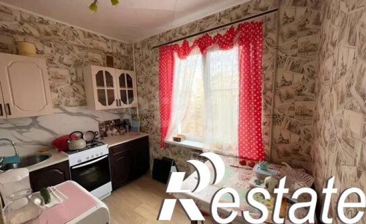 3-комн квартира улица Артамонова, 22,  д. 22