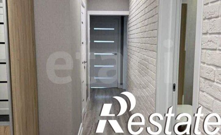 3-комн квартира улица Артамонова, 38В,  д. 38В